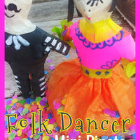 fiesta mini pinata folk dancer & mariachi party table decorations & gift bags San Antonio souvenirs 